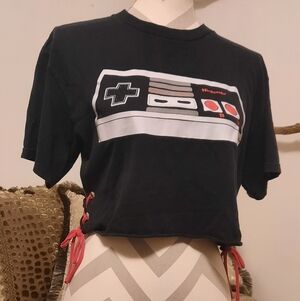 One-of-a-kind Cute Cropped Nintendo Tee